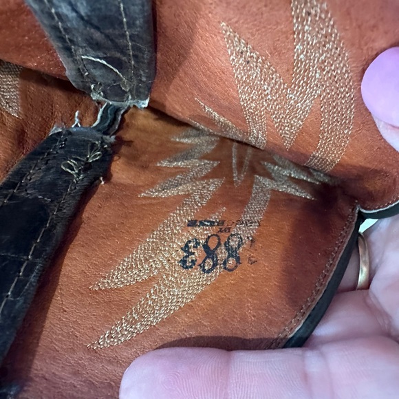 Men’s Lucchese Boots - Picture 4 of 5